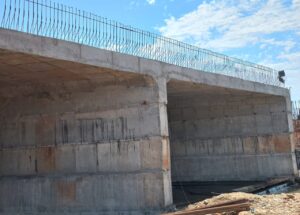 minor bridge overpass construction